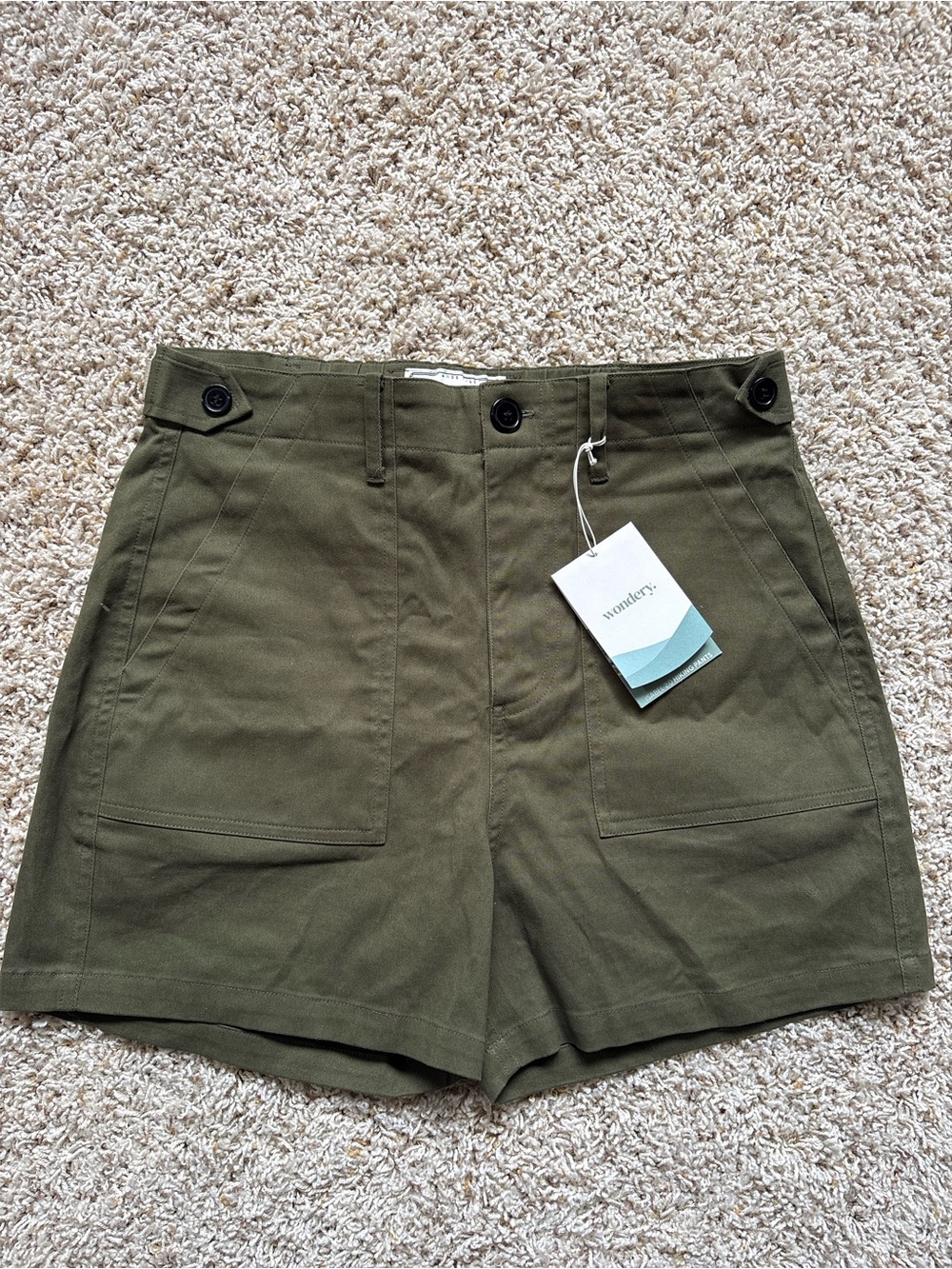 NWT Wondery Isabel 2.0 Outdoor Adjustable Hiking Cargo Shorts Olive Green Sz M